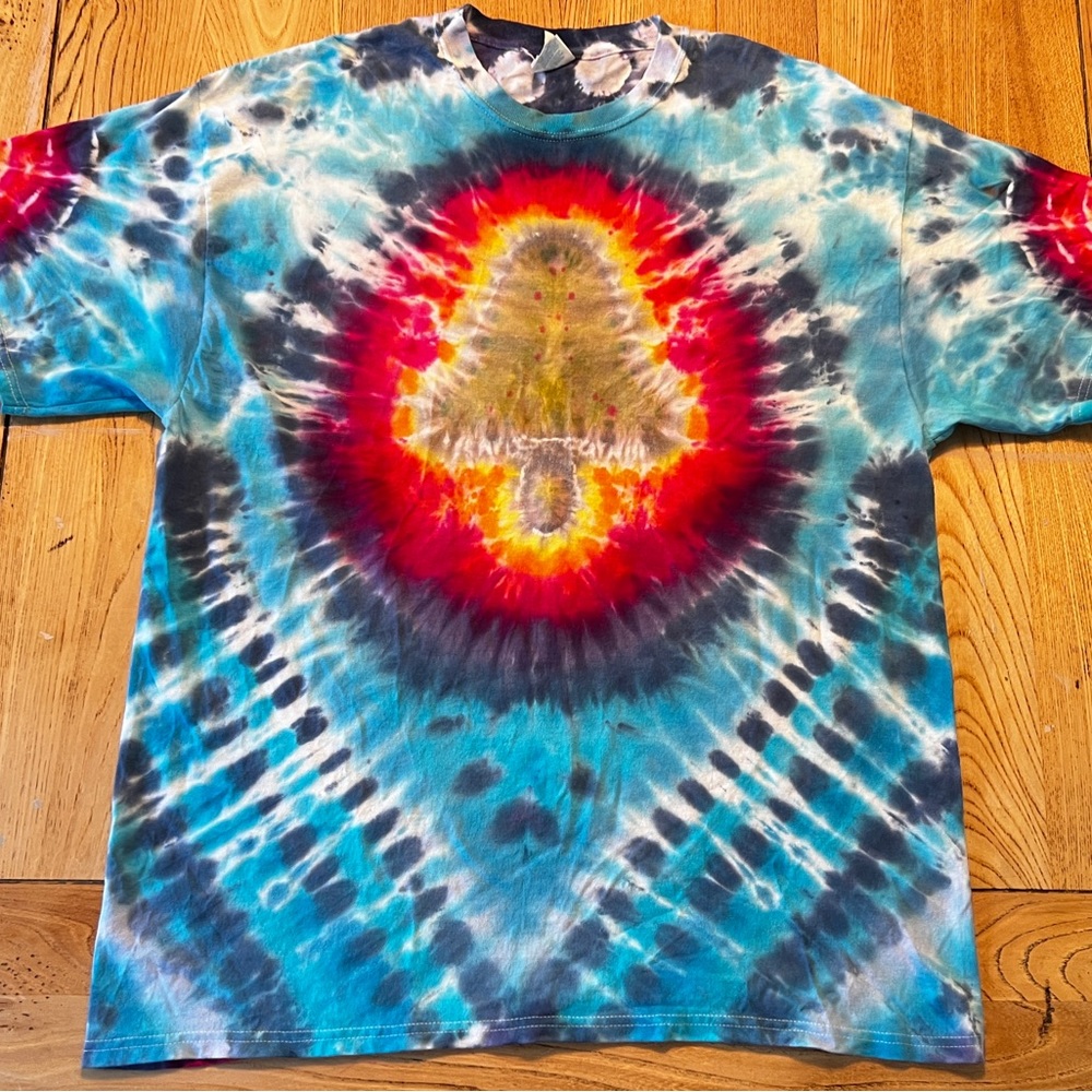 Custom tie dye on XL Port & Company short sleeve shirt with mushroom design